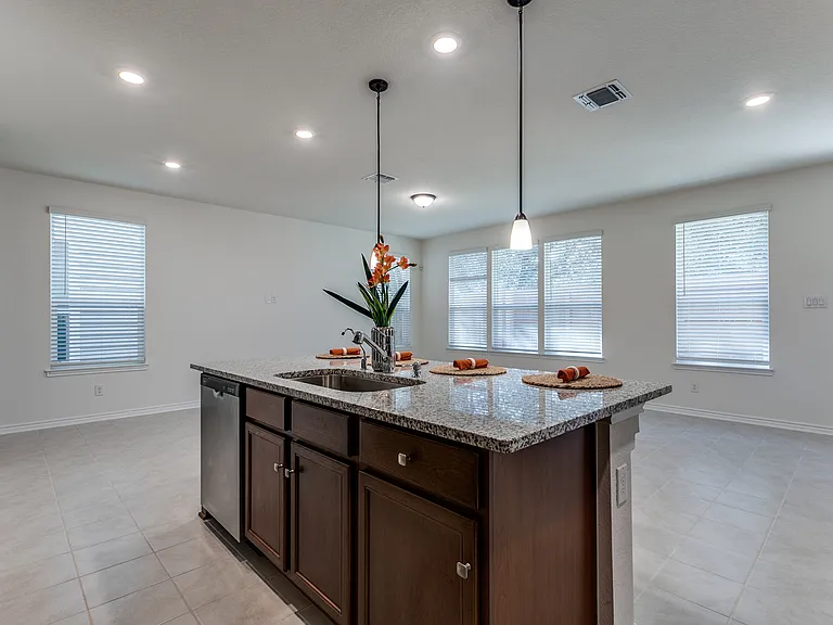 14839 Vance Jackson Rd #304 — Photo 9