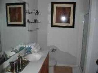 357 E Eastgate Pl #B, Chicago, IL 60616