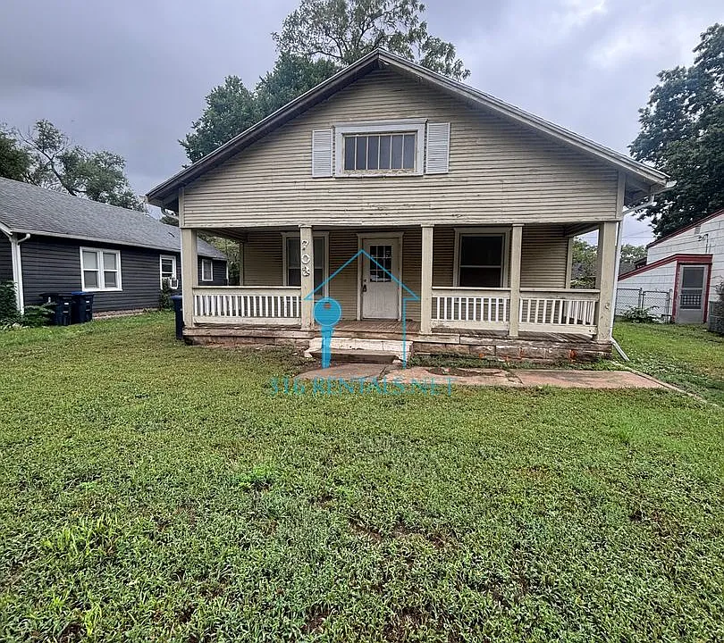 703 S Alleghany St