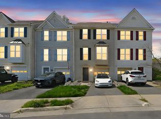 5982 Manorwood Dr, Centreville, VA