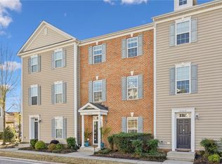 4865 Travertine Ave, Virginia Beach, VA 23462