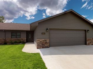 1155 Arizona Ave SW, Huron, SD 57350