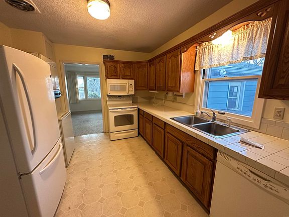 4th image of 3314 Scenic Dr