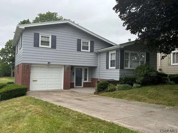 935 Sunnehanna Dr, Johnstown, PA 15905