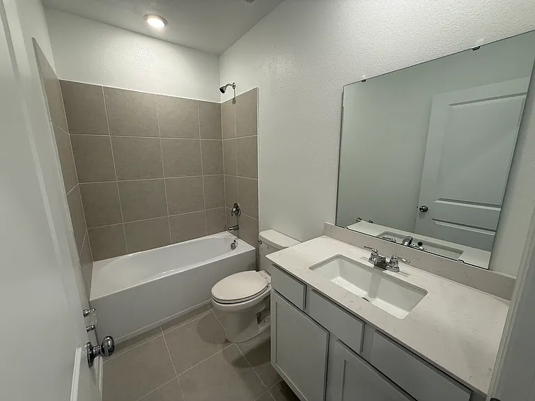 3061 Chromatic St — Photo 7
