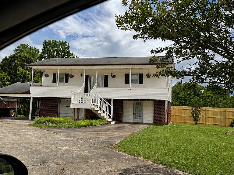 2986 Green Pasture Ln — Photo 1