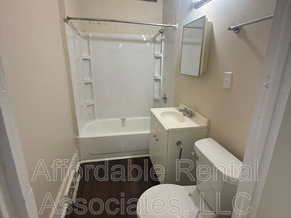 5th image of 107 W Kassner Pl
