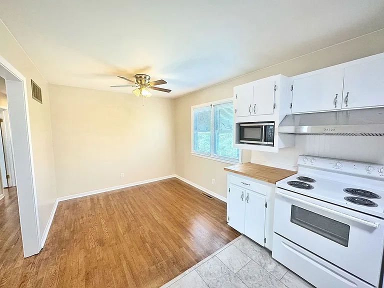604 Summit Rd — Photo 5