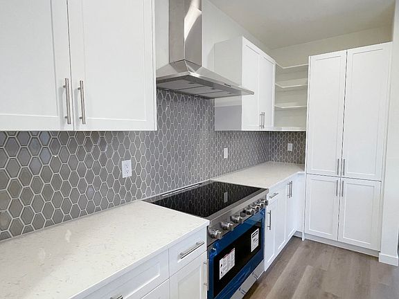 4th image of 12844 NE 112th St
