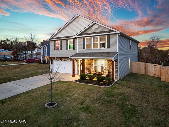 2nd image of 222 Venard Way