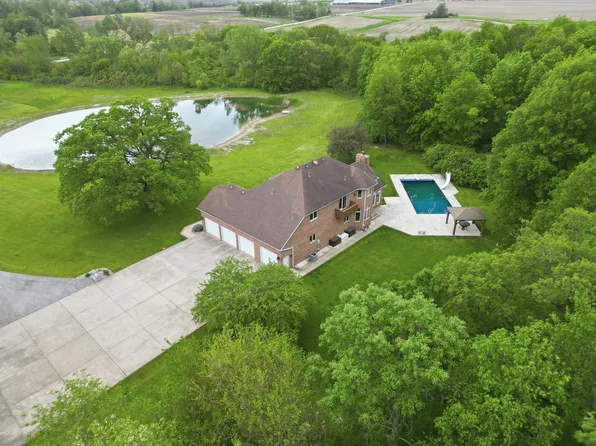 3000 E 121st Ave, Crown Point, IN 46307