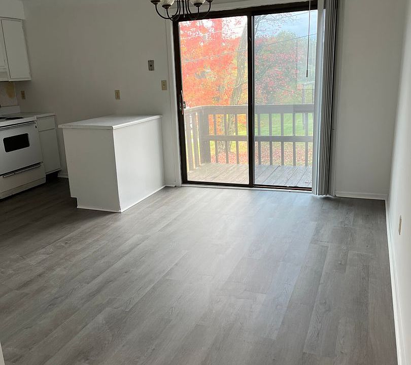 Monroe Manor 6 Morningside Dr Steubenville, OH Zillow Apartments