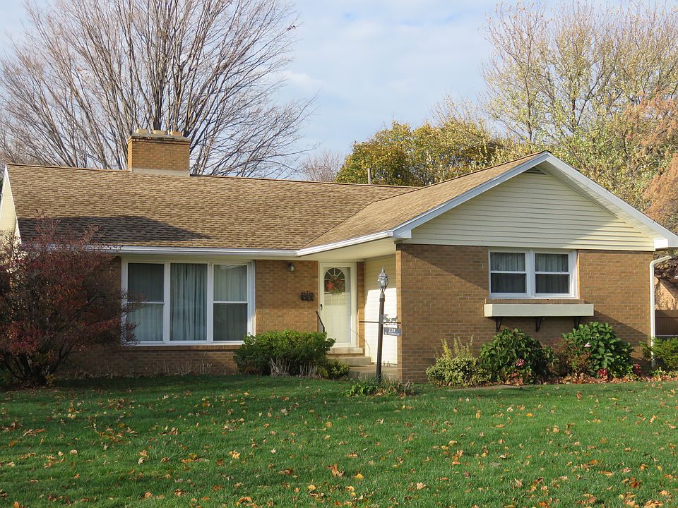 1st image of 238 California Dr