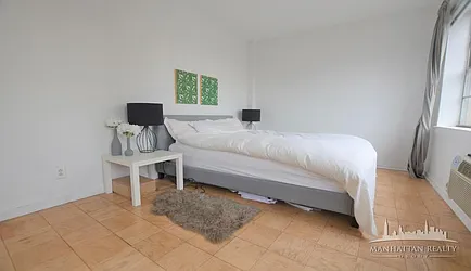 Rented by Manhattan Realty Group