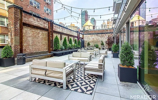 Rented by Mirador Real Estate | media 92