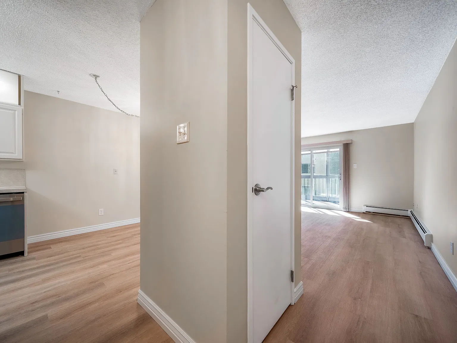 2 bed, 1368 sqft, $1,700 — Photo 4