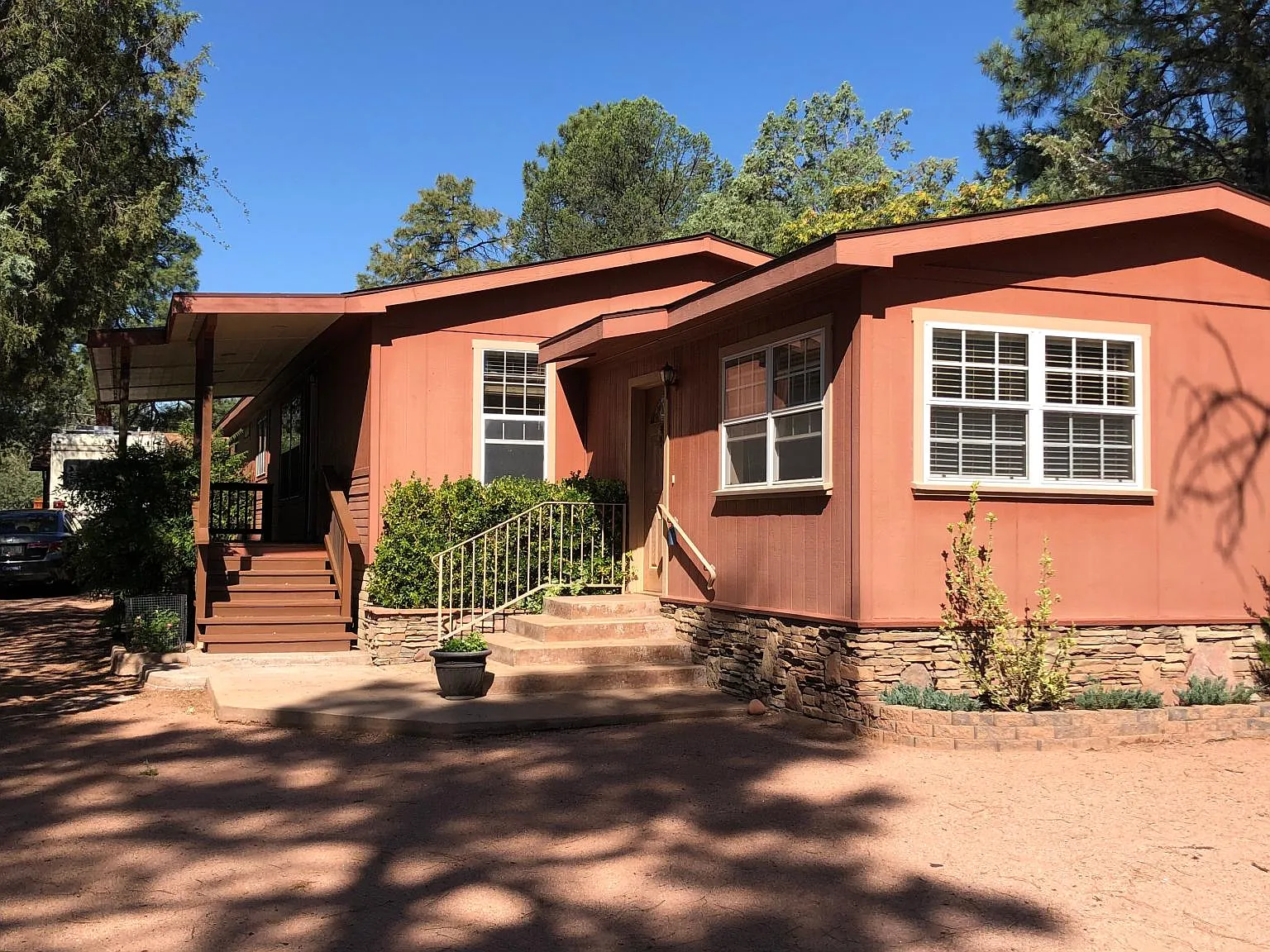 916 S Mud Springs Rd — Photo 2