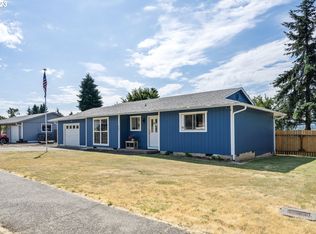 631 NE 5th St, Willamina, OR 97396