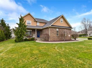 2212 Redwood Pl, Canfield, OH