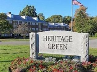 230 Chickering Rd APT 2, North Andover, MA 01845