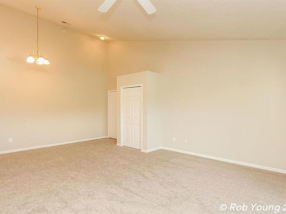 3rd image of 8653 S Jasonville Ct SE #174