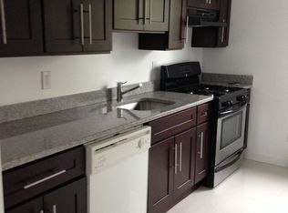 35 Walters Ave, Syosset, NY 11791