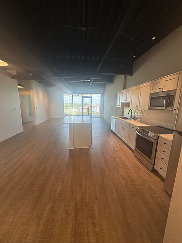 20410 Laramie Rd Photo 1