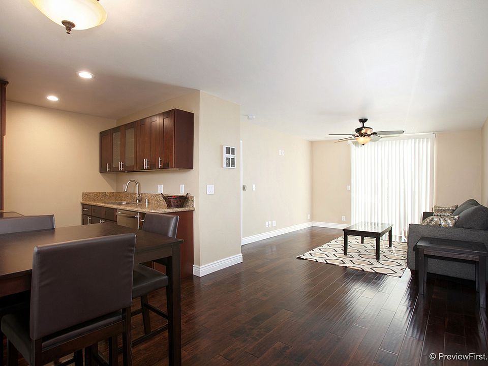 1st image of 2850 Reynard Way APT 32