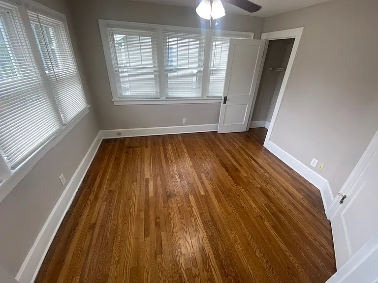 1323 W 3rd Ave — Photo 37