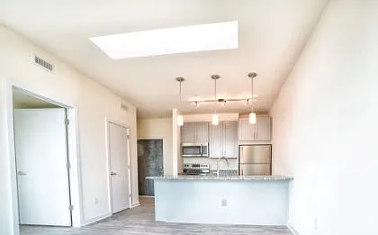 1312 Bainbridge St #205 — Photo 2