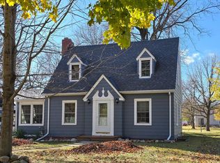 609 10th St N, Mountain Lake, MN 56159
