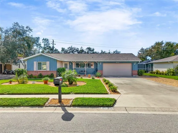 5852 Whistlewood Cir, Sarasota, FL 34232