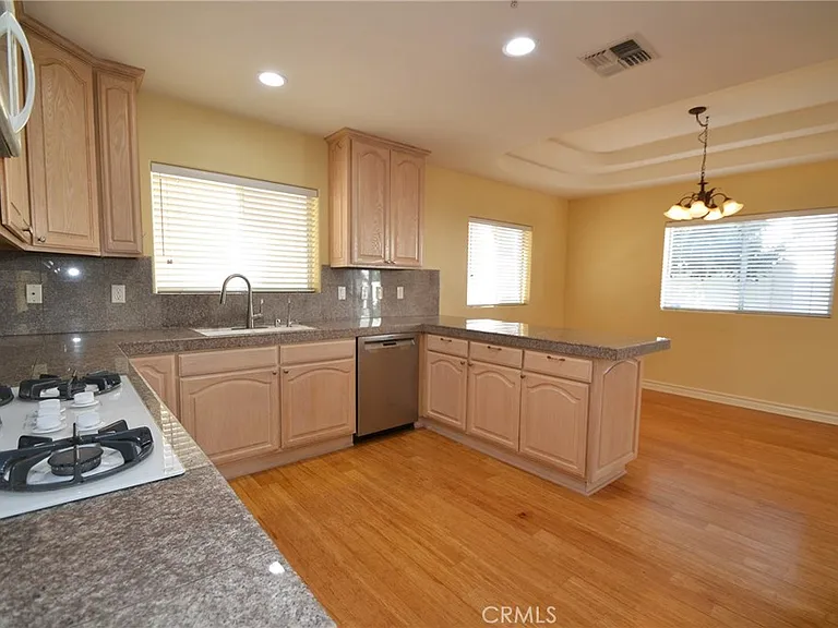 2203 Harriman Ln #B — Photo 5