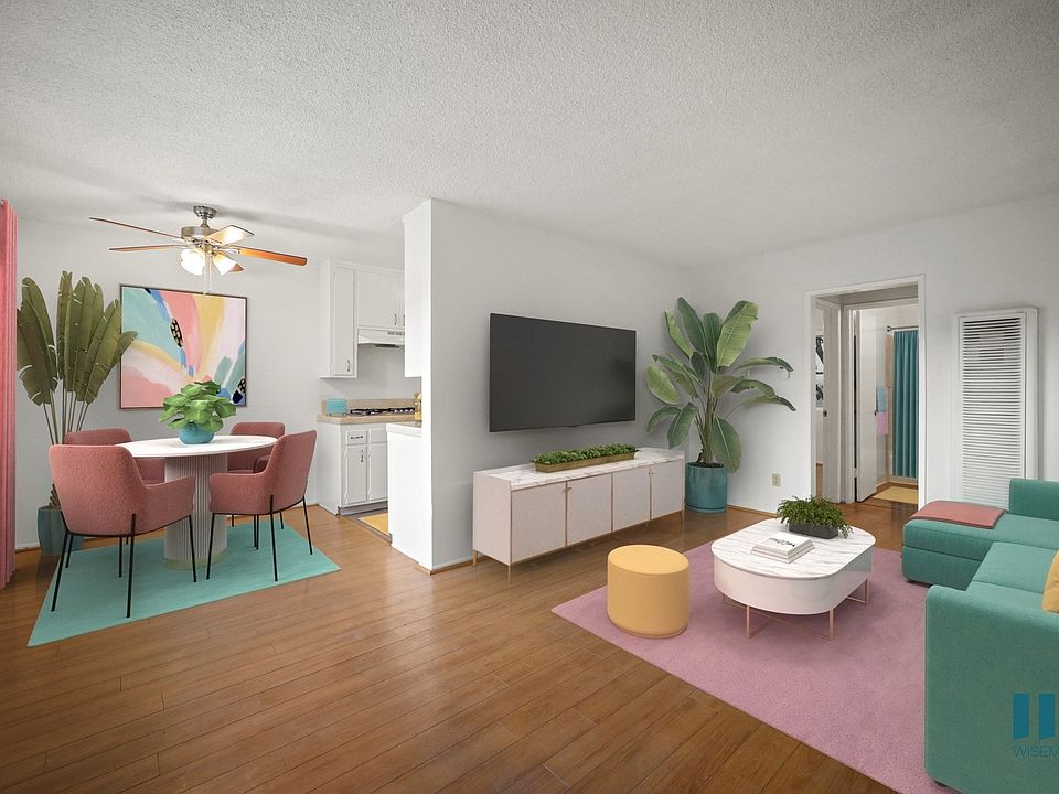 Open-Concept Dining and Living Room