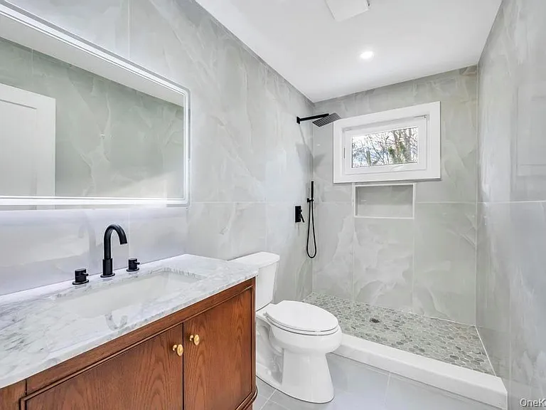 126 Rim Ln — Photo 13