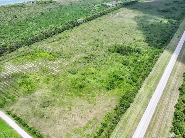 3101 Broadway, Port Bolivar, TX 77650