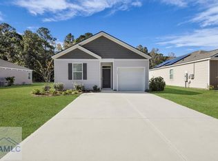 197 Hazy Ln, Hinesville, GA 31313