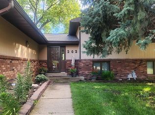 202 Tepee Rd, North Platte, NE 69101