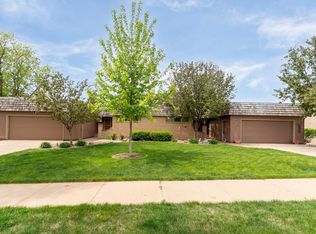 2703 S Williams Ave, Sioux Falls, SD 57105