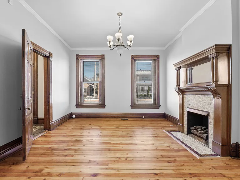 529 S 3rd St — Photo 13
