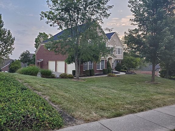 3rd image of 1268 Thistleridge Dr
