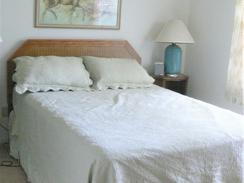 Guest bedroom with full bath