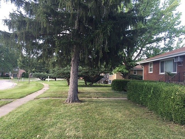 1st image of 1732 Lincoln Pl #1