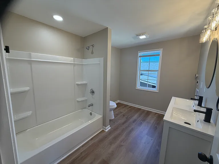 1507 Barcose St SW #B — Photo 7