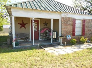 565 Main St, Lawn, TX 79530