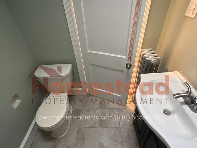 430 Glendale Rd — Photo 9