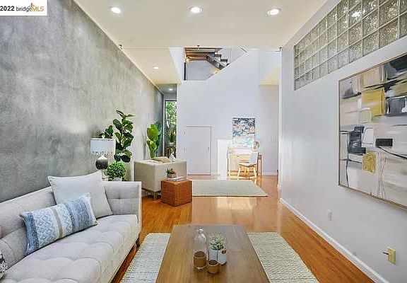 4th image of 2709 10th St
