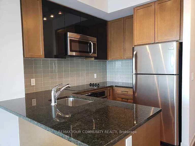 98 Lillian St #2414 — Photo 2
