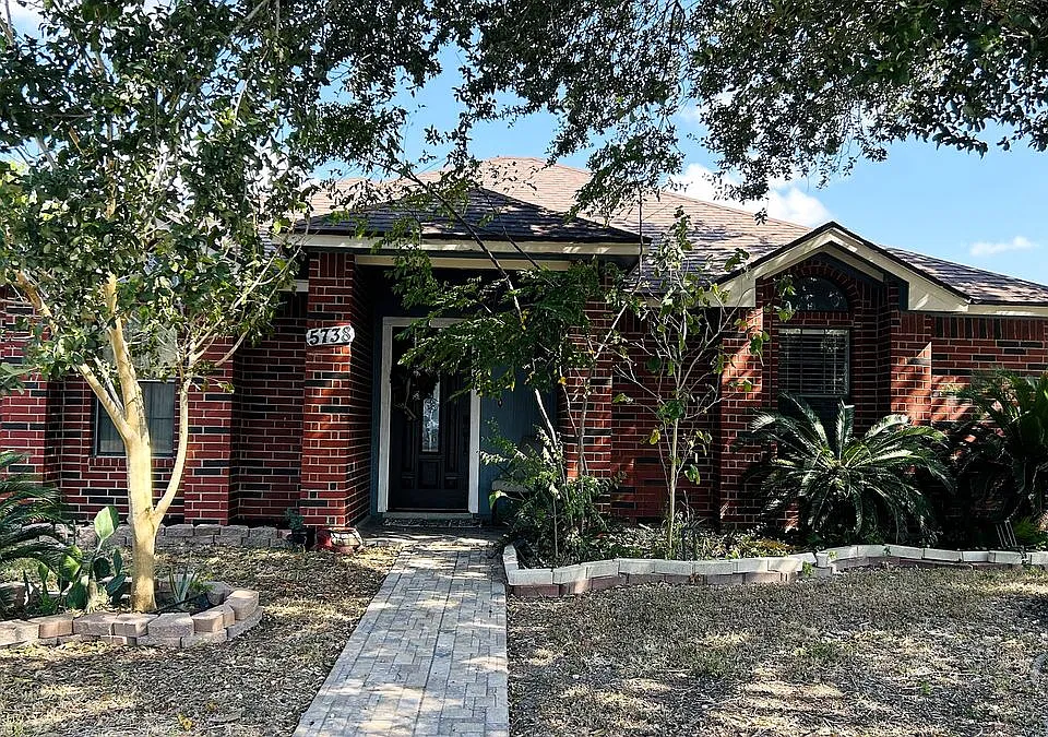 5738 Victor Lara Ortegon St