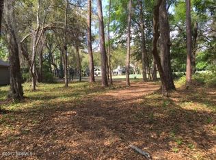 670 S Reeve Rd, Saint Helena Island, SC 29920